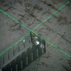 DeWalt 360° Green Beam Laser Level - Image 9